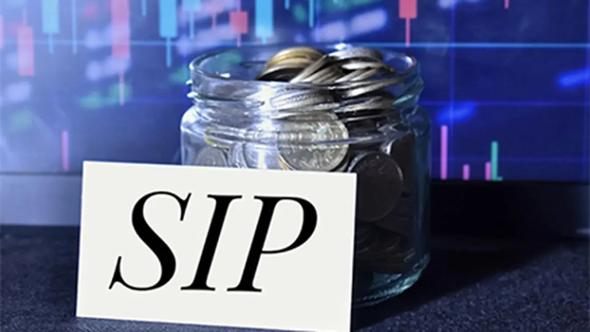 B30 cities drive mutual fund surge, account for over half of new SIPs 