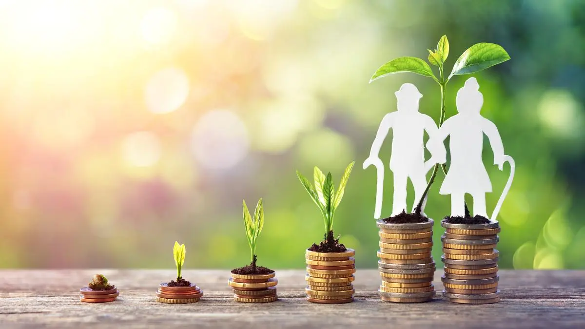 Retirees: are you physical or financial?