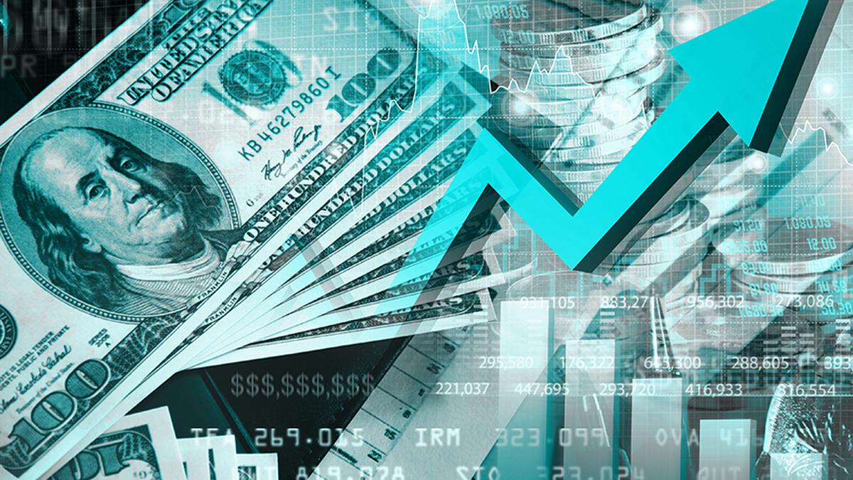 Rupee rebounds on weaker dollar; Forex reserves jump .87 billion