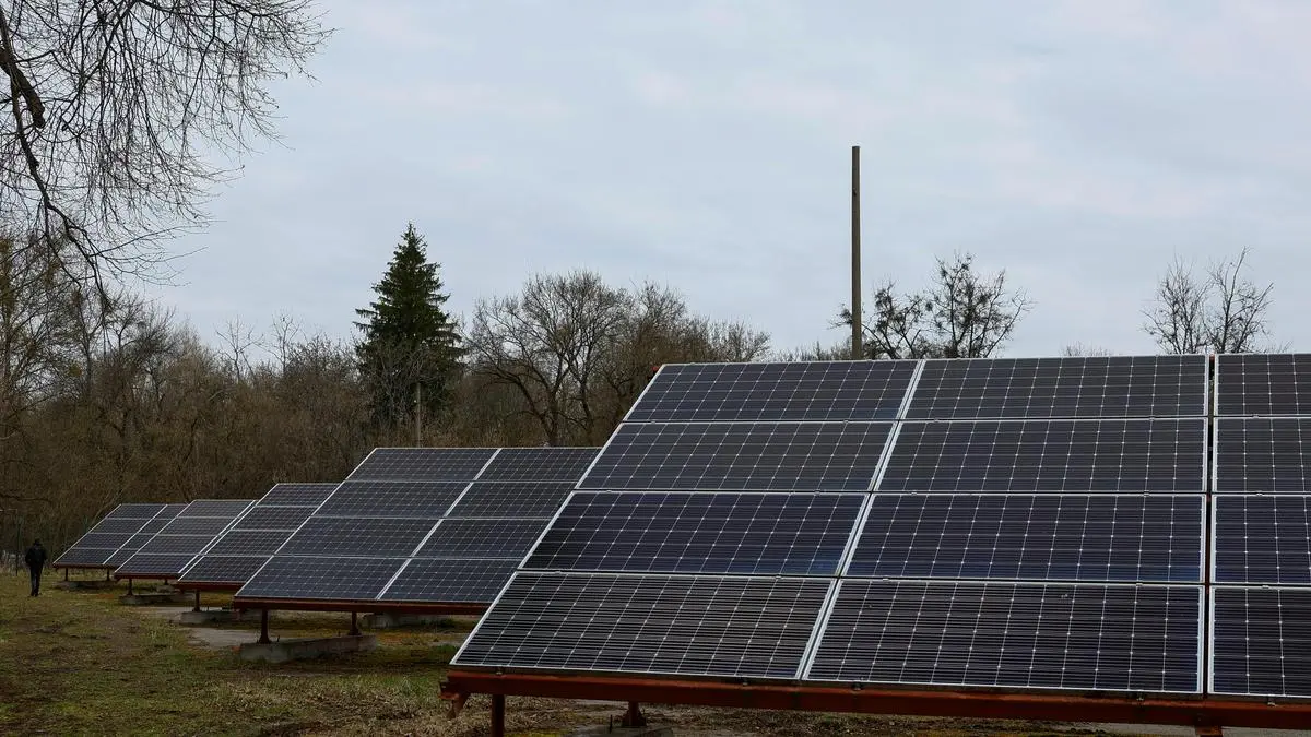 Waaree Energies reports 107% growth in PAT in FY25