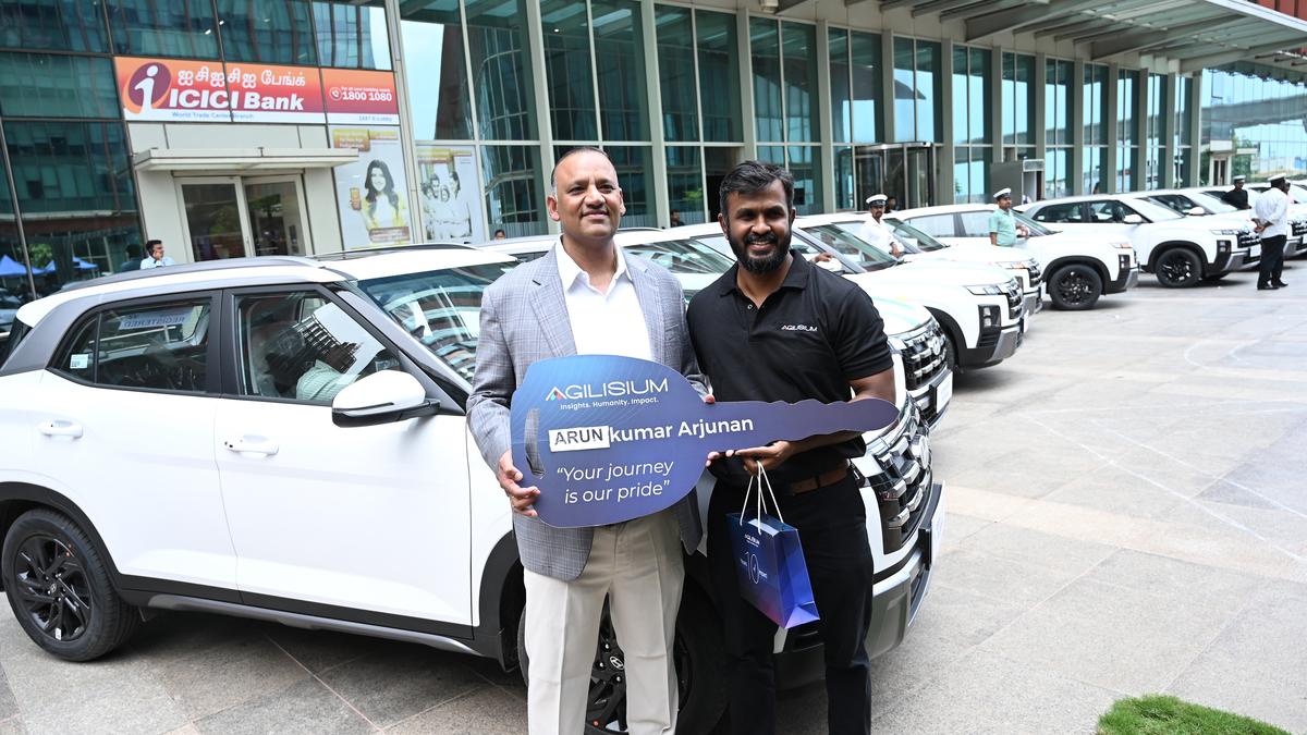 Agilisium rewards long-serving employees with SUVs