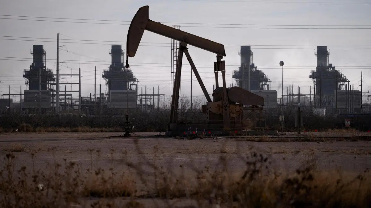 India may cut oil product exports if Strait of Hormuz is blocked