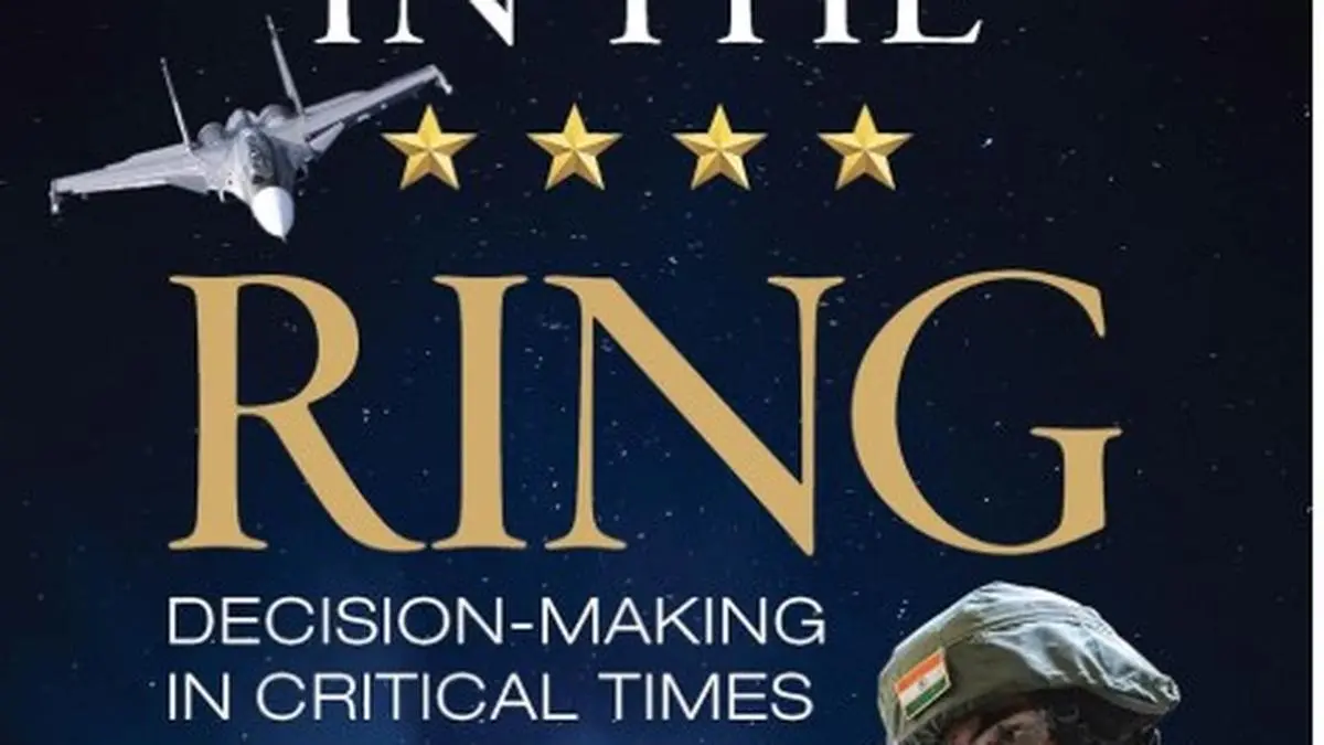 Review: Alone in the Ring – Decision Making in Critical Times