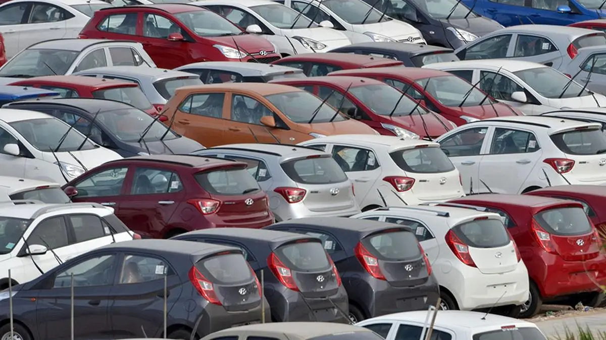 FADA seeks RBI intervention against private banks delaying rate cut transmission to auto buyers